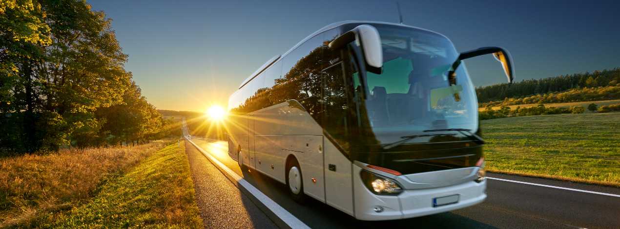 夜行バスで楽しむ弾丸0泊3日旅〜ホテル代不要の節約旅行法〜